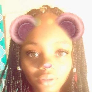 Meet your Posher, Maya